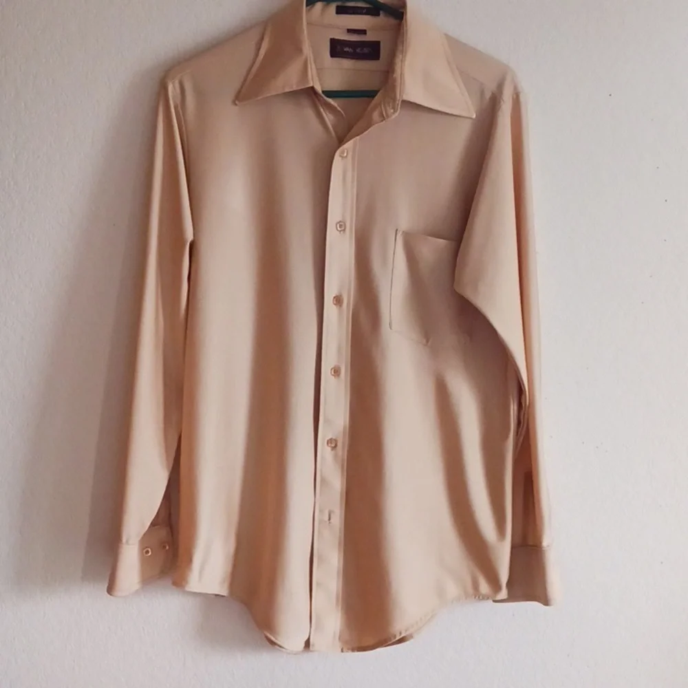 Vintage 70s Van Heusen nylon button down retro shirt - Picture 1 of 11